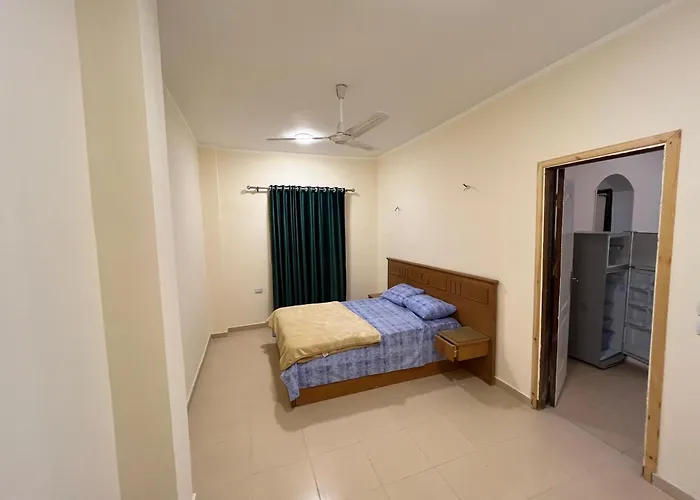 Cozy Apartment, On Sheraton Road Near Metro Market *