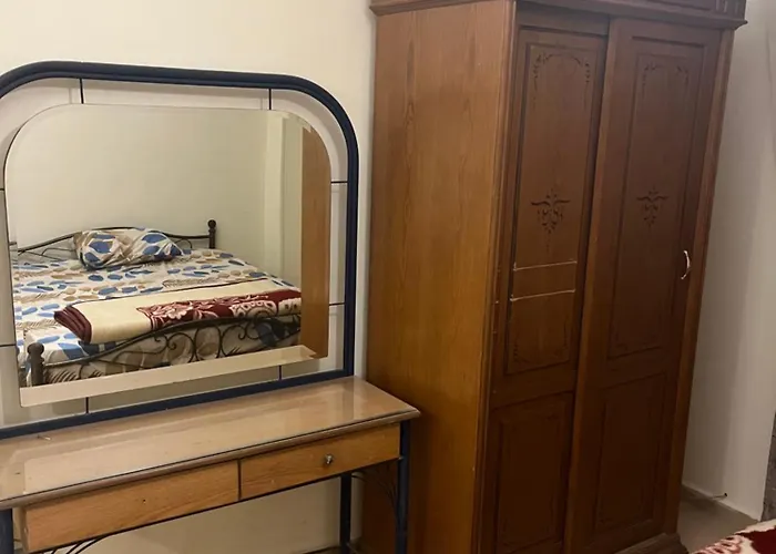 Cozy Apartment, On Sheraton Road Near Metro Market * Hurghada